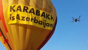 Ukrayna səmasına “Qarabağ Azərbaycandır” yazıları buraxıldı