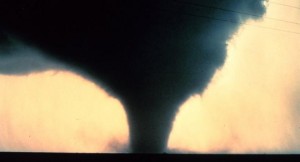 ABŞ-da bir gündə 26 nəfər tornado qurbanı oldu