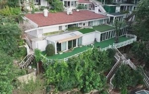 Adnan Oktarın lüks villası satışa çıxarıldı – Foto