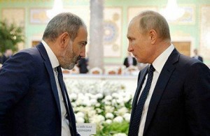 Arşakyan: Putin ilə Nikol Soçidə mübahisə edib