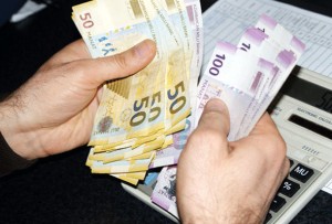 Azərbaycanda maaş 10,1% artdı