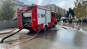 Bakıda yeraltı piyada keçidinə dolan su boşaldıldı – Video