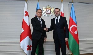 Bayramov Qaribaşvili ilə görüşdü