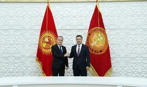 Bayramov Qırğızıstan prezidenti ilə görüşdü