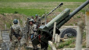 Erməni hərbi maşınları sərhədə bunu daşıyır – Video