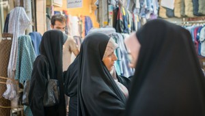 İranda qadınlar arasında qəlyandan istifadə artdı