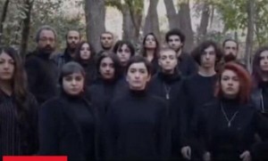 İranda teatr işçiləri hicabdan imtina etdi – Video