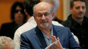 İranın başına pul qoyduğu yazıçı mükafat aldı