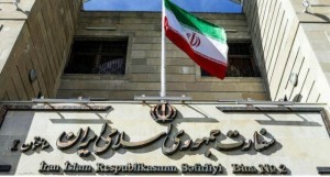 İranlı diplomatlar sənədləri götürüb qaçdılar – Video
