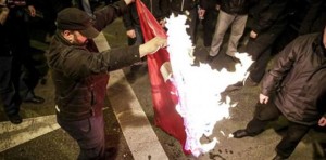 İrəvanda Azərbaycan və Türkiyə bayraqları yandırıldı – Video
