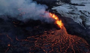 İslandiyada vulkan püskürdü: Yaşayış məntəqələri təhlükədə
