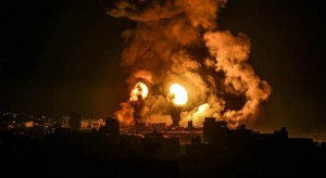 İsrail HƏMAS-ın raket zavodunu bombaladı – Foto
