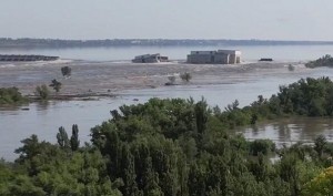 Kaxovkada suyun səviyyəsi azaldı