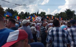 Moldovada hökumət əleyhinə aksiyalar başladı
