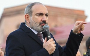 Paşinyan Qaribaşvili ilə regional sülhü müzakirə etdi