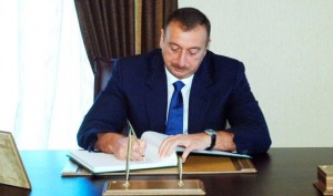 Prezident Tofiq Mirzəyevə fəxri ad verdi
