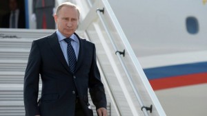 Putin Minskə getdi