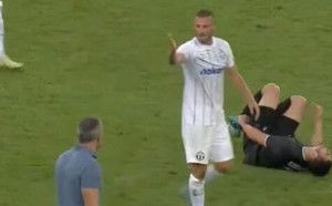Qurbanovla “Sürix”in futbolçusu arasında insident – Foto
