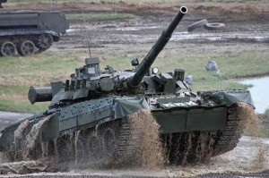 Rusiya bu tanklarını Zaporojyeyə gətirdi