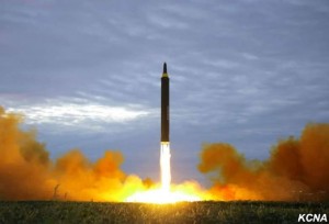 Şimali Koreya daha 4 ballistik raket atdı