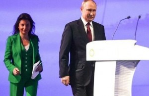 Simonyan: Putin sanki robotdur, dedi ki…