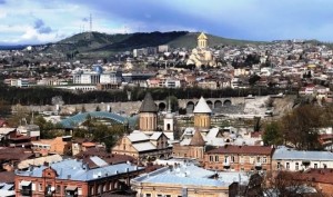 Tiflis iqtisadi artımda Bakını niyə üstələyir?