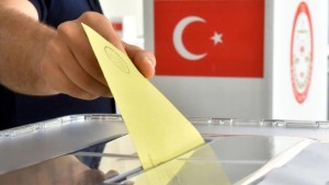 Türkiyədə ata və oğul deputat seçildi – Foto