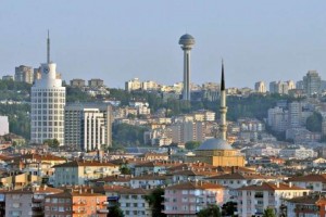 Türkiyədə minimum əmək haqqı artırıldı