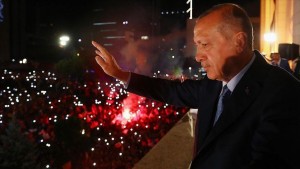 Türkiyədə son sorğu: Ərdoğan qalib gələcəkmi?