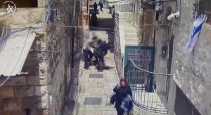 Türkiyəli turist Qüdsdə İsrail polisini bıçaqladı – Video